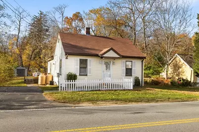 563 County Road, Rochester, MA 02576 - Photo 1