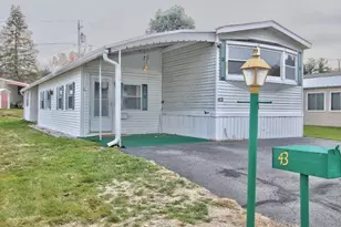 556 Central St, Leominster, MA 01453 - Photo 1