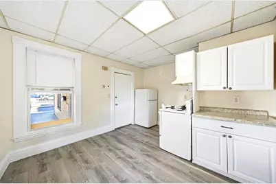 48 Waverly St #5, Melrose, MA 02176 - Photo 1