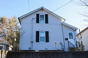 73 Washington St, Greenfield, MA 01301 - Photo 1