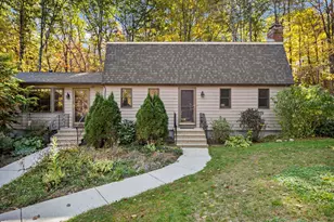 20 Bayberry Hill Rd, Townsend, MA 01469 - Photo 1