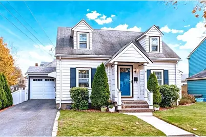 92 Plummer Ave, Winthrop, MA 02152 - Photo 1