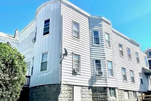 8 Bourne St, Worcester, MA 01606 - Photo 1