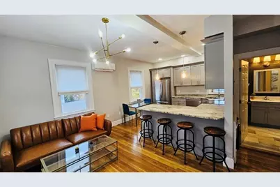 132 North #4, Salem, MA 01970 - Photo 1