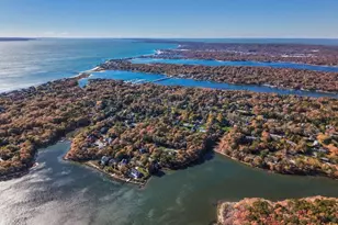 21 Captain Davis Ln, Falmouth, MA 02536 - Photo 1