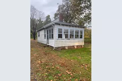 371R North Loomis St, Southwick, MA 01077 - Photo 1