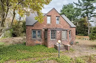 260 Porter Rd, East Longmeadow, MA 01028 - Photo 1