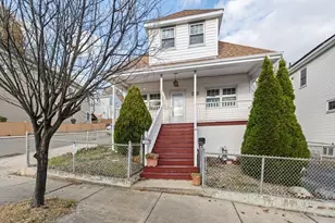 537 Park Ave, Revere, MA 02151 - Photo 1