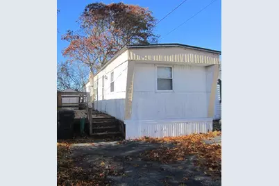 3040 Cranberry Hwy #10, Wareham, MA 02538 - Photo 1