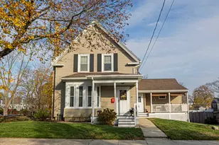 20 Elm Pl, Whitman, MA 02382 - Photo 1