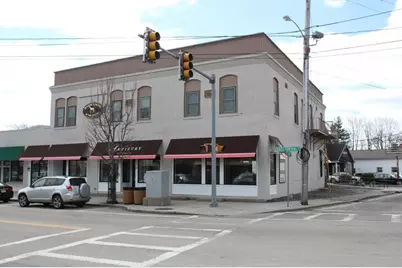 18 E Central St #4, Franklin, MA 02038 - Photo 1