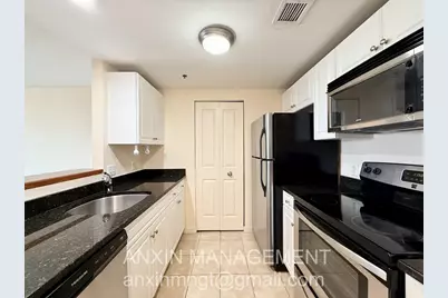 8 Museum Way #1305, Cambridge, MA 02141 - Photo 1