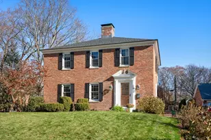 134 Richmond Ave, Worcester, MA 01602 - Photo 1