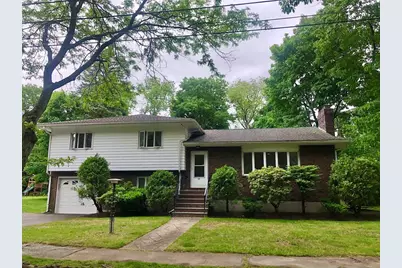 15 Sycamore Rd #0, Wakefield, MA 01880 - Photo 1