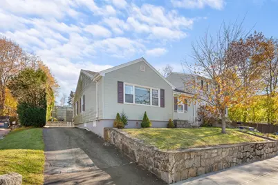 243 Oak Grove Ave, Fall River, MA 02723 - Photo 1