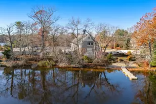 553 Monponsett St, Halifax, MA 02338 - Photo 1