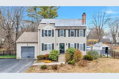 3 Stoddard St, Upton, MA 01568 - Photo 1