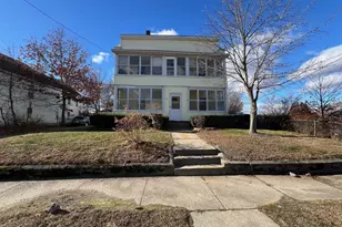 44 Laurel St, Leominster, MA 01453 - Photo 1