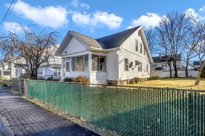 42 Arnodale Ave., Holyoke, MA 01040 - Photo 1