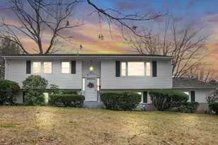 290 Newton Rd, Springfield, MA 01118 - Photo 1