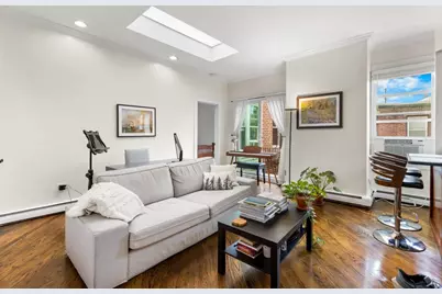 390 Riverway #24, Boston, MA 02115 - Photo 1