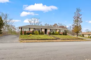 45-45A Kinglet Dr, Shrewsbury, MA 01545 - Photo 1