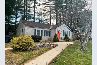 37 Middlebrook Dr, Springfield, MA 01129 - Photo 1