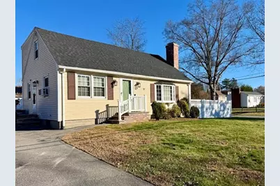 51 Roosevelt St, Seekonk, MA 02771 - Photo 1
