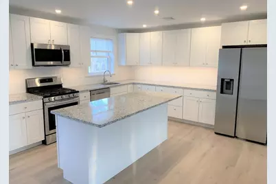 1 Broadway #6, Ipswich, MA 01938 - Photo 1