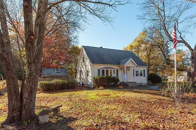 28 Sprague Ave, Chelmsford, MA 01824 - Photo 1