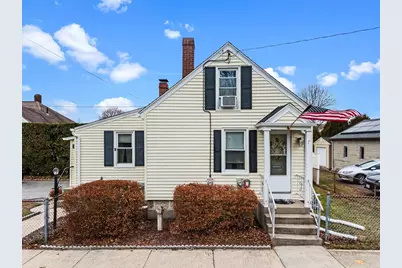 7 Winter St, New Bedford, MA 02740 - Photo 1