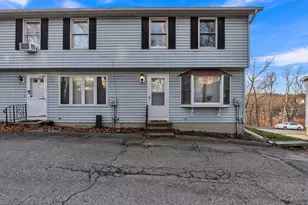35 Genessee St, Worcester, MA 01603 - Photo 1