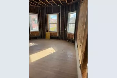 863 N Main St, Brockton, MA 02301 - Photo 2