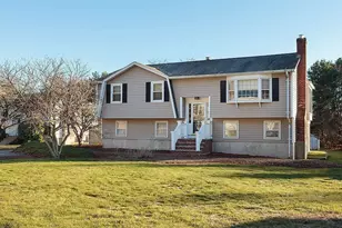 18 Winn Valley Dr, Burlington, MA 01803 - Photo 1