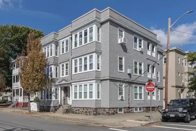 121 Johnson St #3L, Lynn, MA 01902 - Photo 1