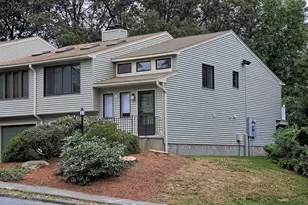 70 Londonderry Rd, Grafton, MA 01519 - Photo 1