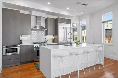 5 Mohawk St #5, Boston, MA 02127 - Photo 1