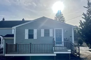 18 Tyler Ave, Wareham, MA 02538 - Photo 1