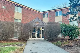 17 Weld St, Framingham, MA 01702 - Photo 1