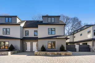956 Walnut St, Newton, MA 02461 - Photo 1