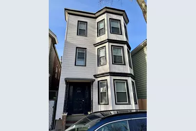 224 Chelsea Street, Boston, MA 02128 - Photo 1