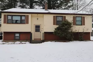 208 Tamarack Dr, Springfield, MA 01129 - Photo 1