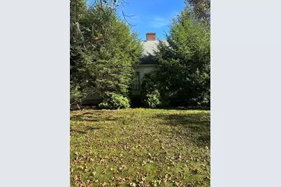 83 Bryn Mawr Ave, Auburn, MA 01501 - Photo 1