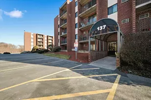 137 Franklin St, Stoneham, MA 02180 - Photo 1
