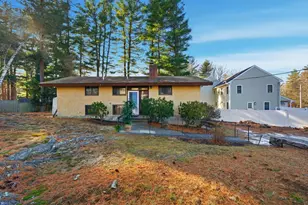 11 Hutchins Cir, Lynnfield, MA 01940 - Photo 1
