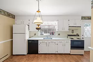 4 Shawsheen Rd, Lawrence, MA 01843 - Photo 1