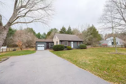 271 King Street, Raynham, MA 02767 - Photo 1