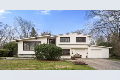 21 Knight Rd, Framingham, MA 01701 - Photo 1