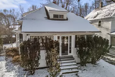 24 Pine St, Greenfield, MA 01301 - Photo 1