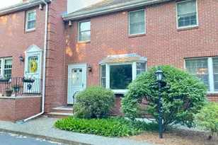 224 Park St, Stoneham, MA 02180 - Photo 1